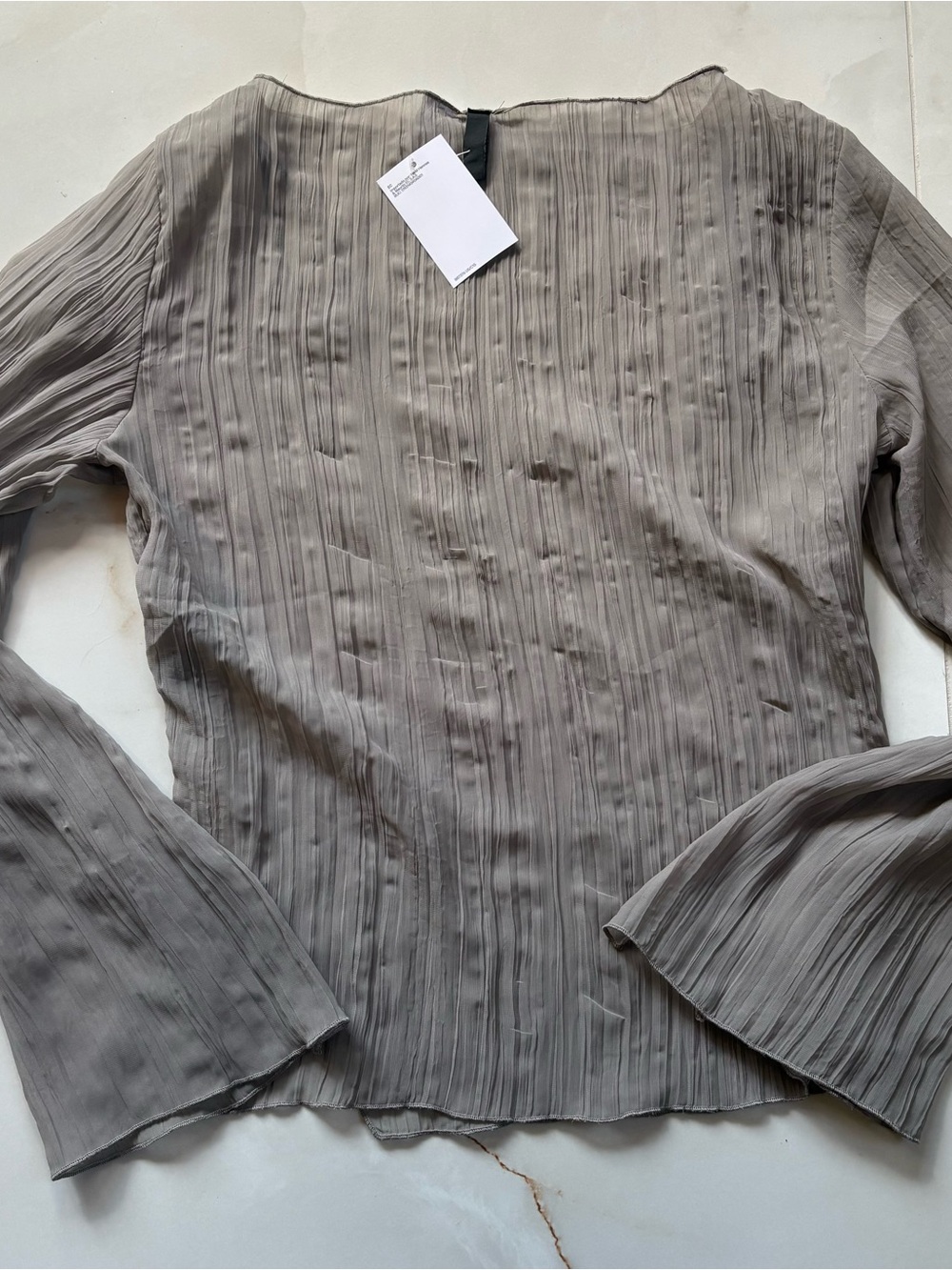 NWT H &M Divided  Long-Sleeve Women's Top in sage green